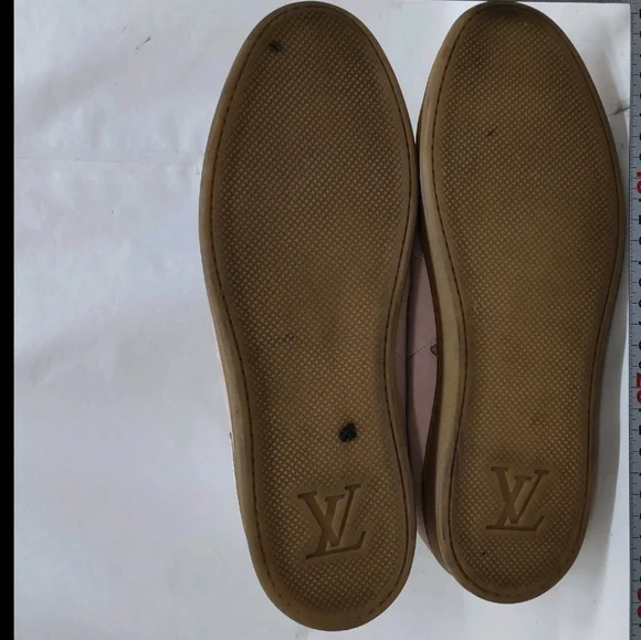 Louis Vuitton Sneakers Women Pinks Suede